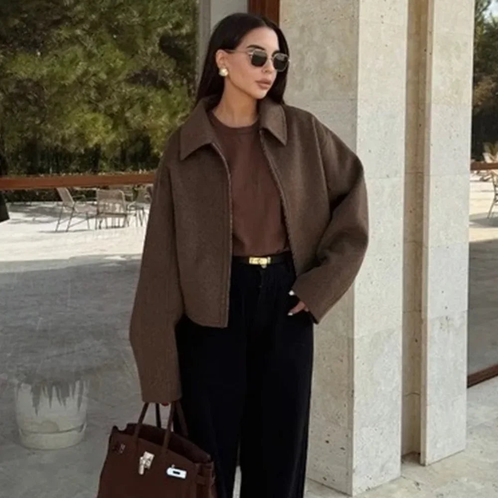 Blouson Court Vittoria – Chic Urbain et Intemporel