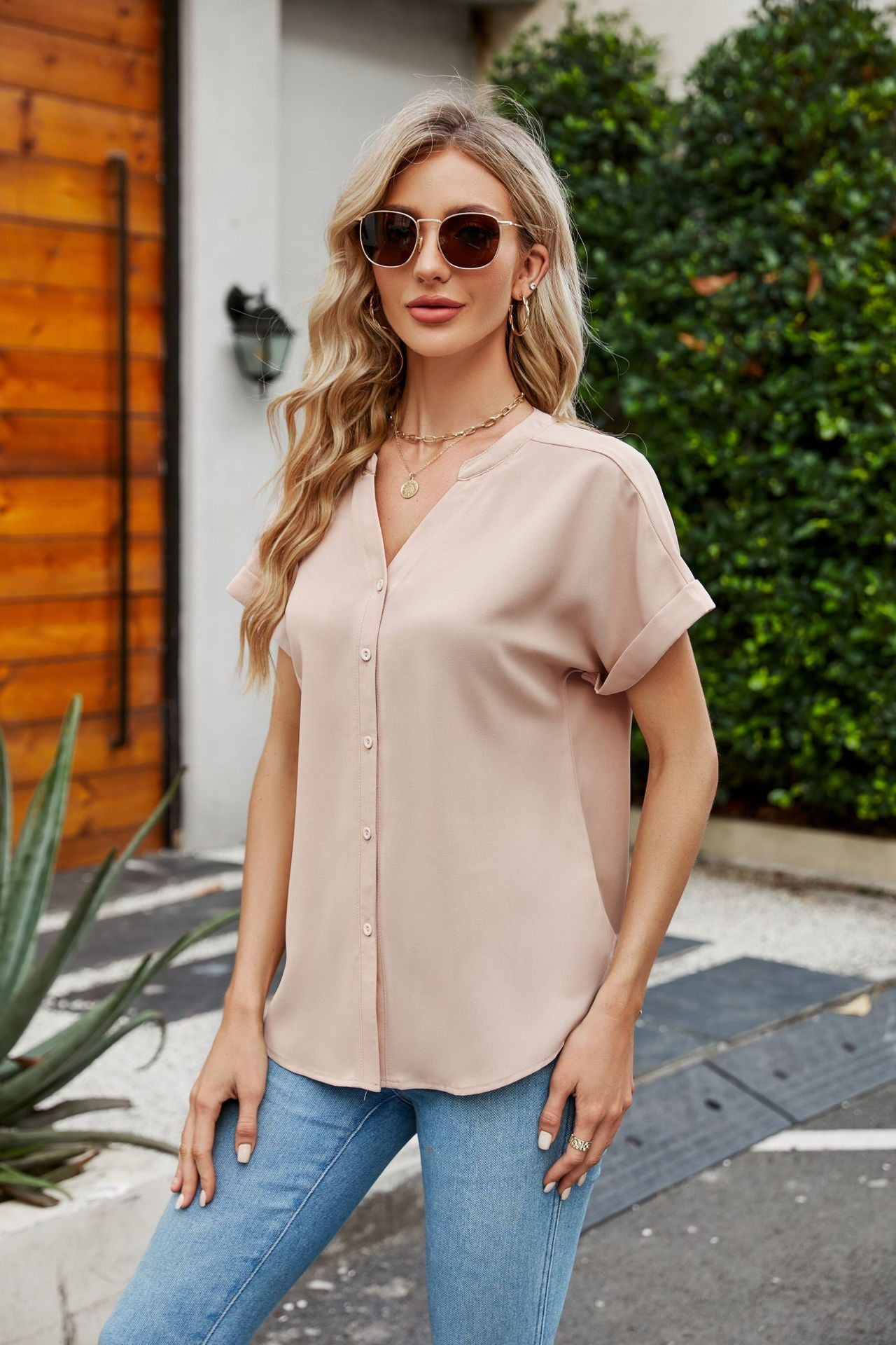 Blouse Élégante à Boutons – Chic et Décontractée